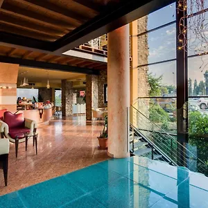 Art & Aeroporto Otel Stezzano