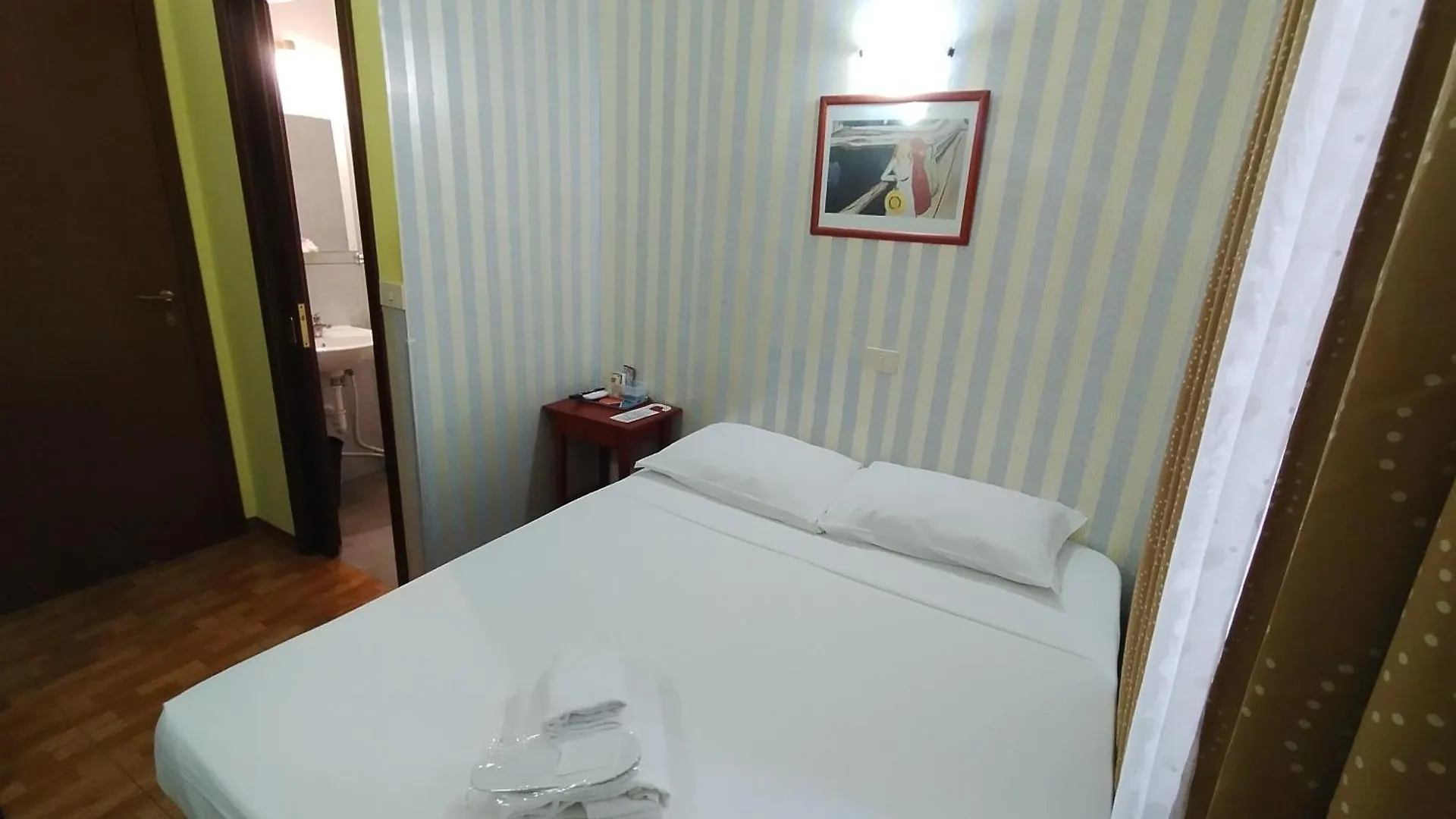 Konukevi Booking Inn Settembre 95 Roma